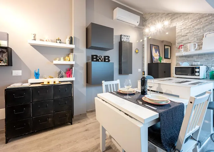 Elegant And Sweet Apartament